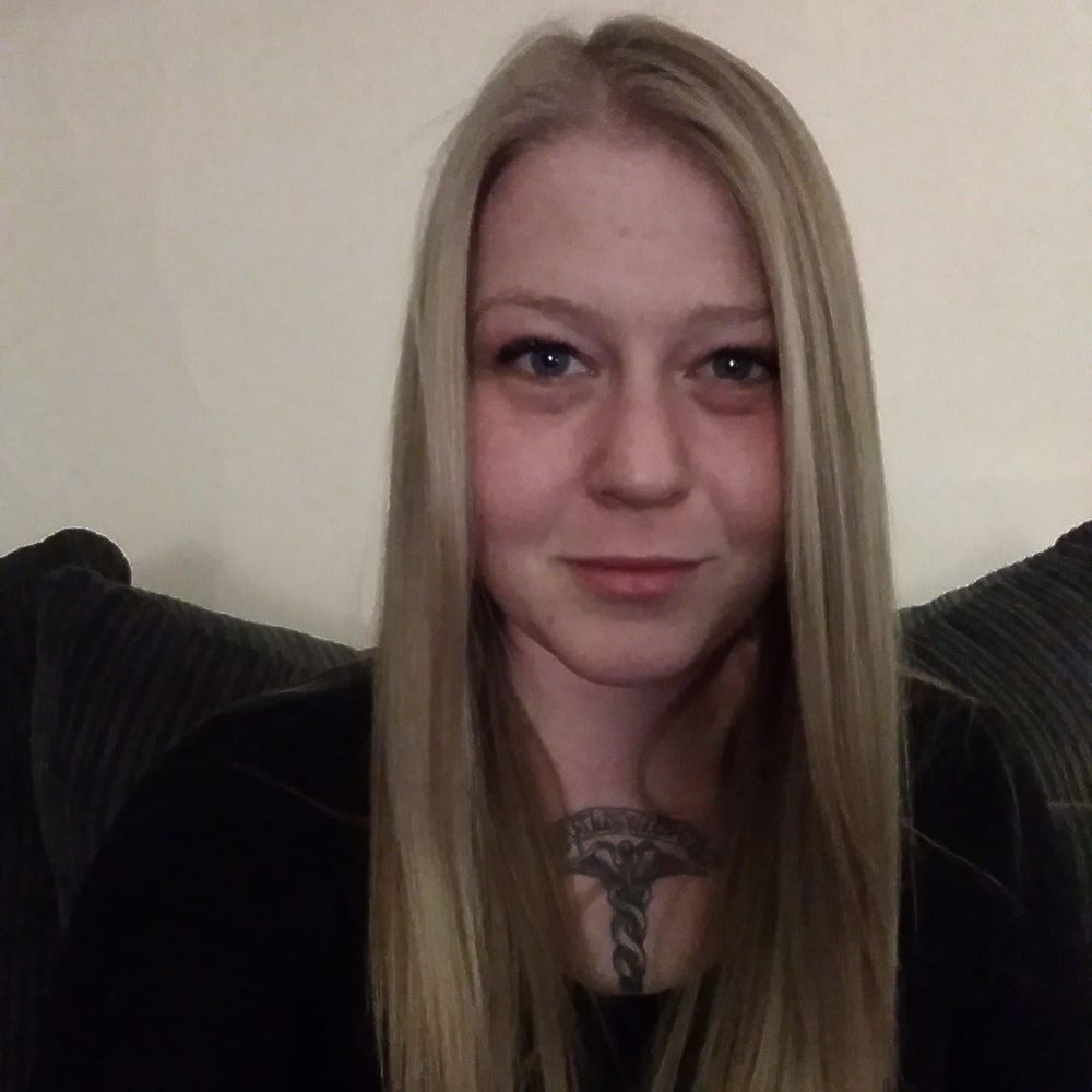 Meet your Posher, Julie